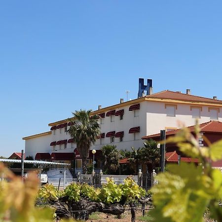 Hotel Acosta Ciudad De La Musica Villafranca de los Barros Buitenkant foto
