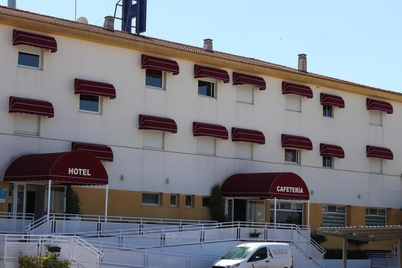 Hotel Acosta Ciudad De La Musica Villafranca de los Barros Buitenkant foto
