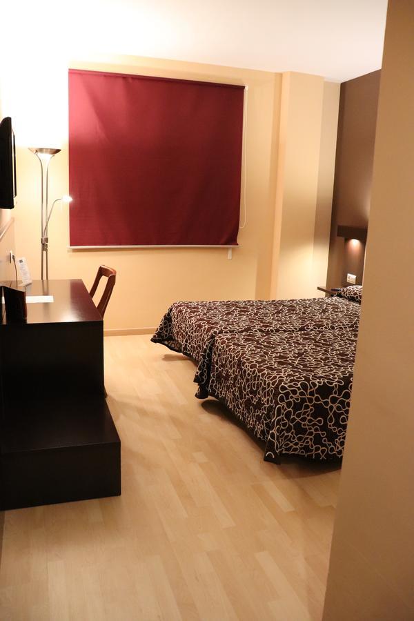 Hotel Acosta Ciudad De La Musica Villafranca de los Barros Buitenkant foto