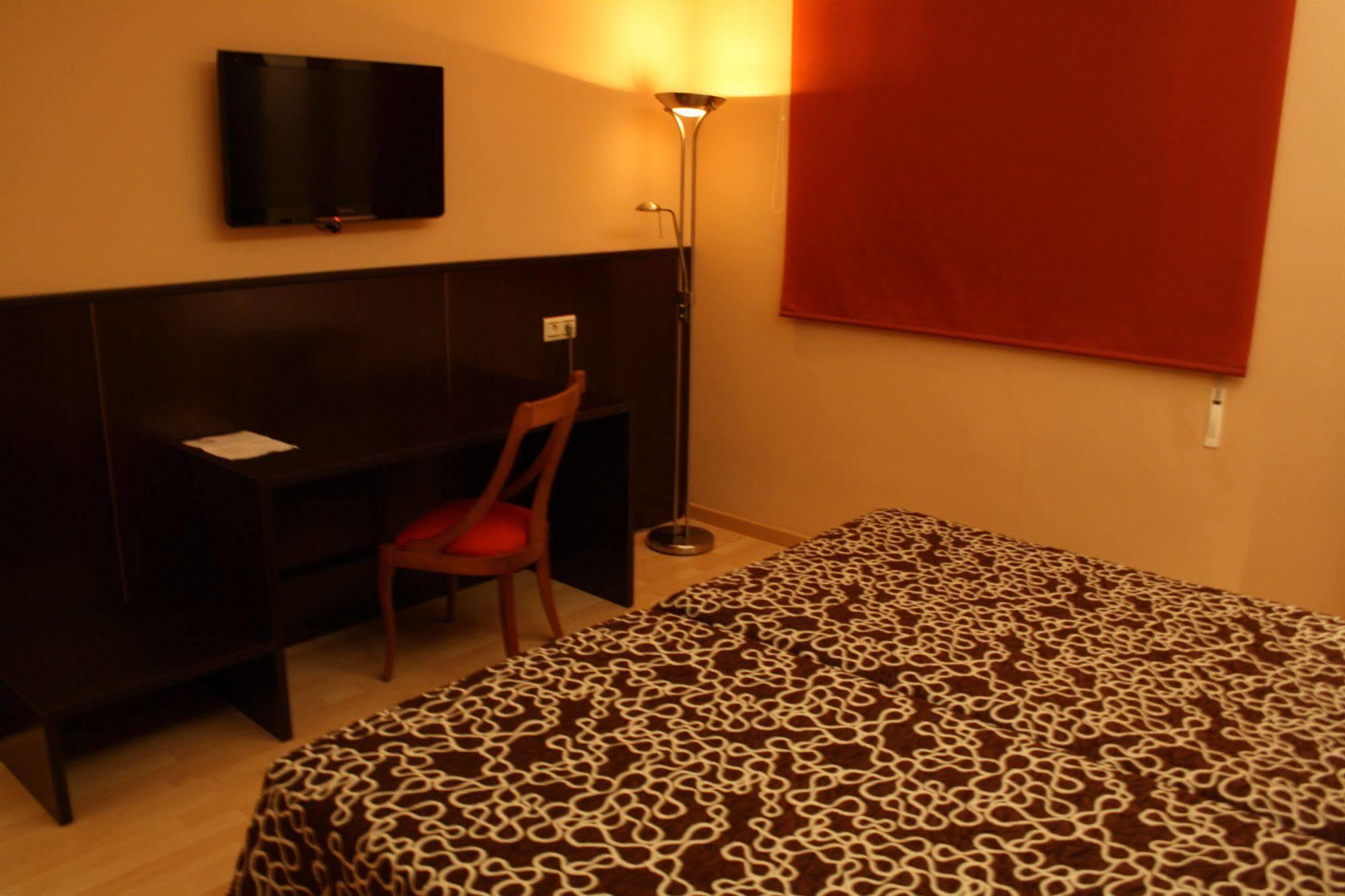 Hotel Acosta Ciudad De La Musica Villafranca de los Barros Buitenkant foto