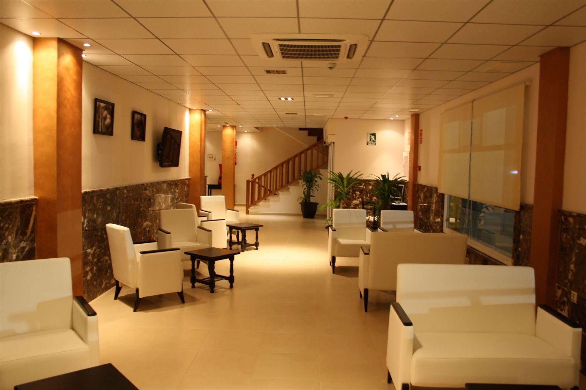 Hotel Acosta Ciudad De La Musica Villafranca de los Barros Buitenkant foto