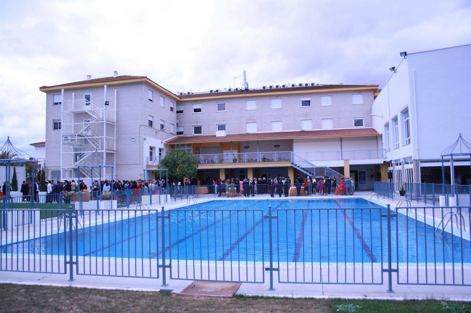 Hotel Acosta Ciudad De La Musica Villafranca de los Barros Buitenkant foto